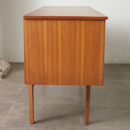 イギリスヴィンテージ サイドボード