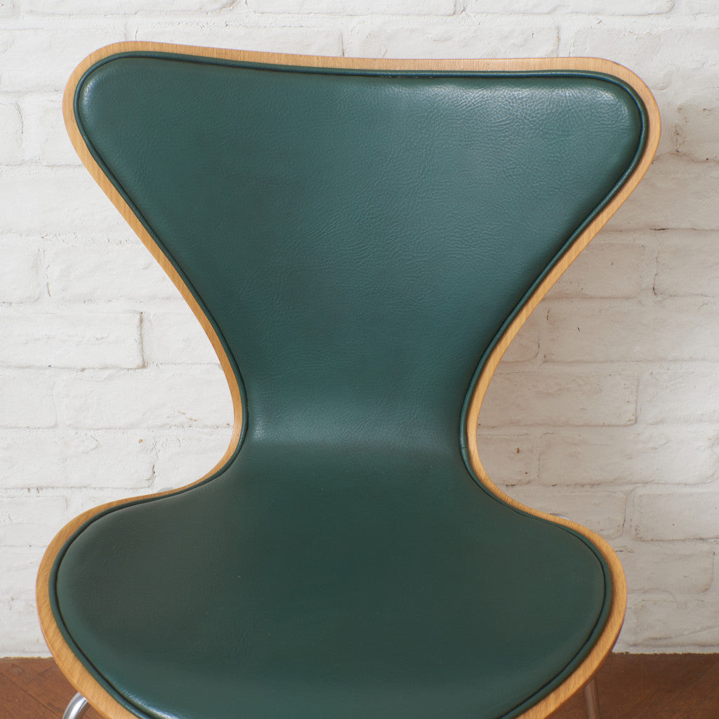 セブンチェア / フロントパディング