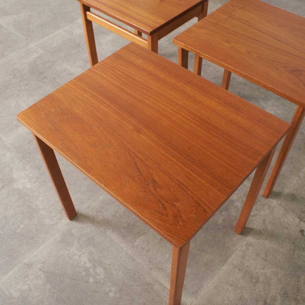 英国ヴィンテージ ネストテーブル