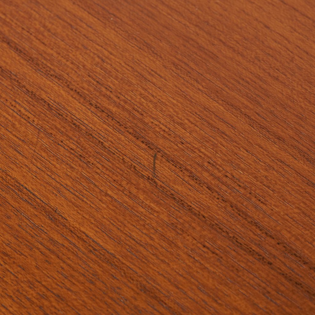 Form FIVE 4段チェスト