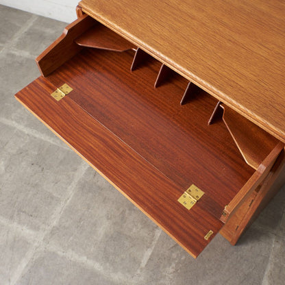 Brandon ビューロー付き サイドキャビネット