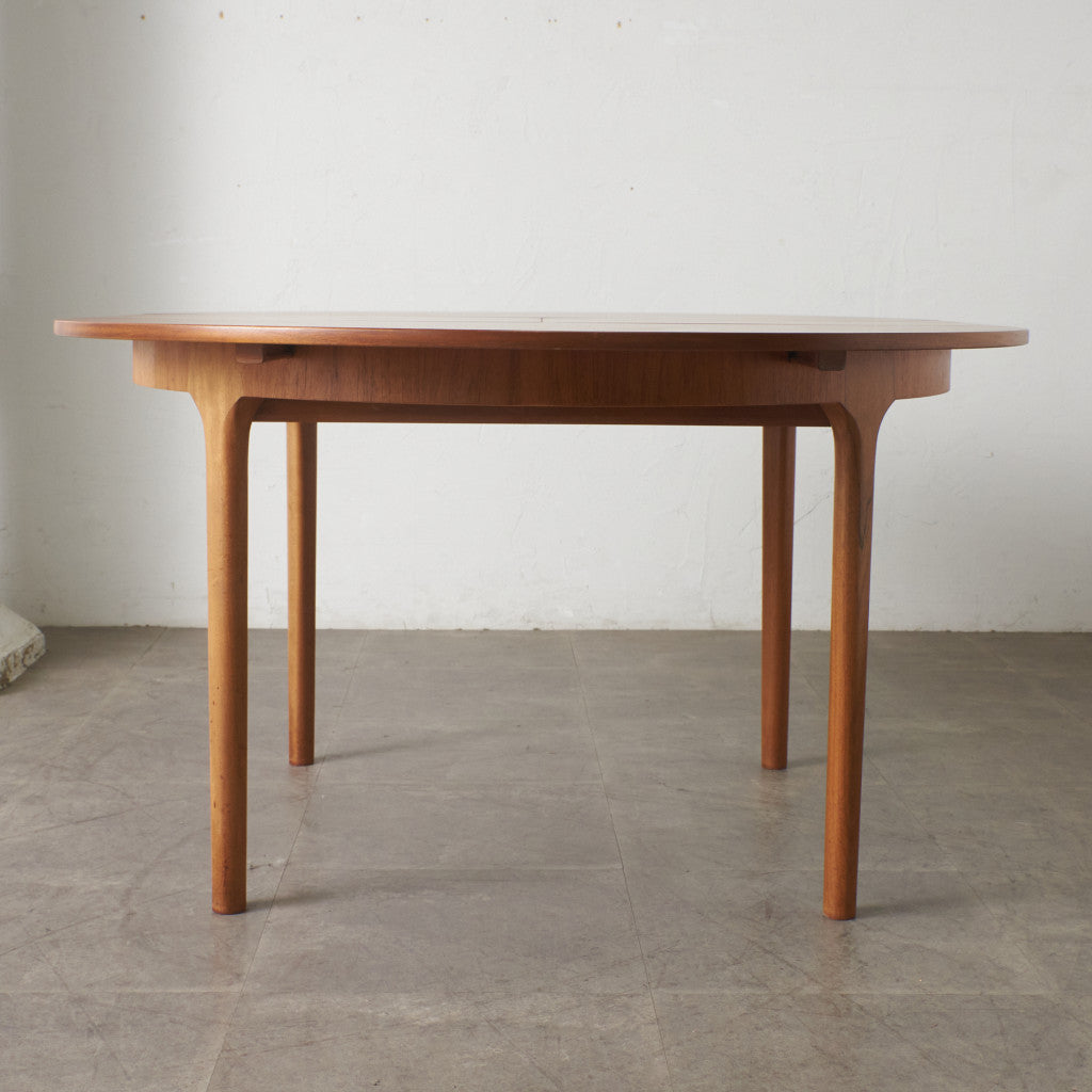 エクステンション ラウンドダイニングテーブル