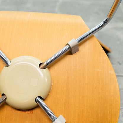 セブンチェア / フロントパディング