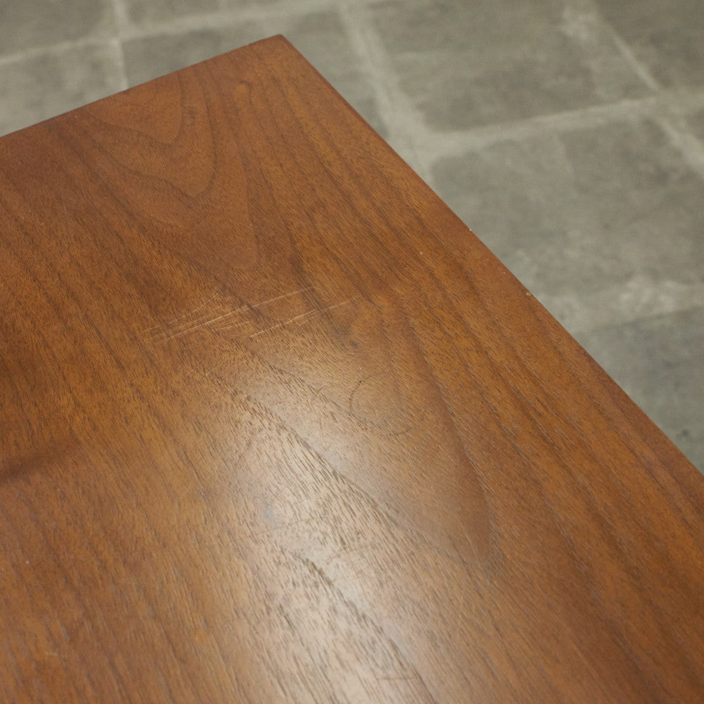 ヴィンテージ ナローガラスキャビネット