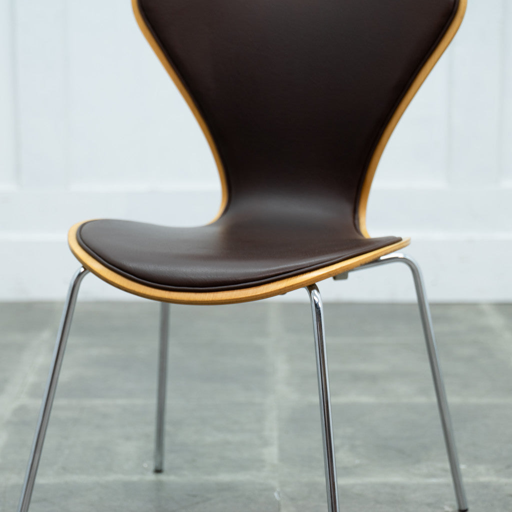 セブンチェア / フロントパディング