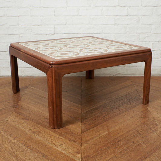 タイルトップ コーヒーテーブル