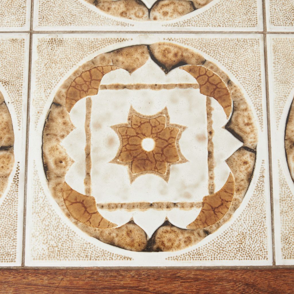 タイルトップ コーヒーテーブル