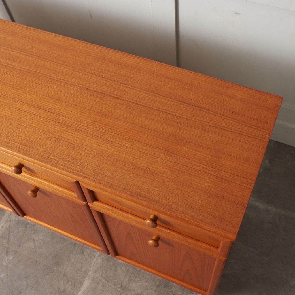 Albany サイドボード