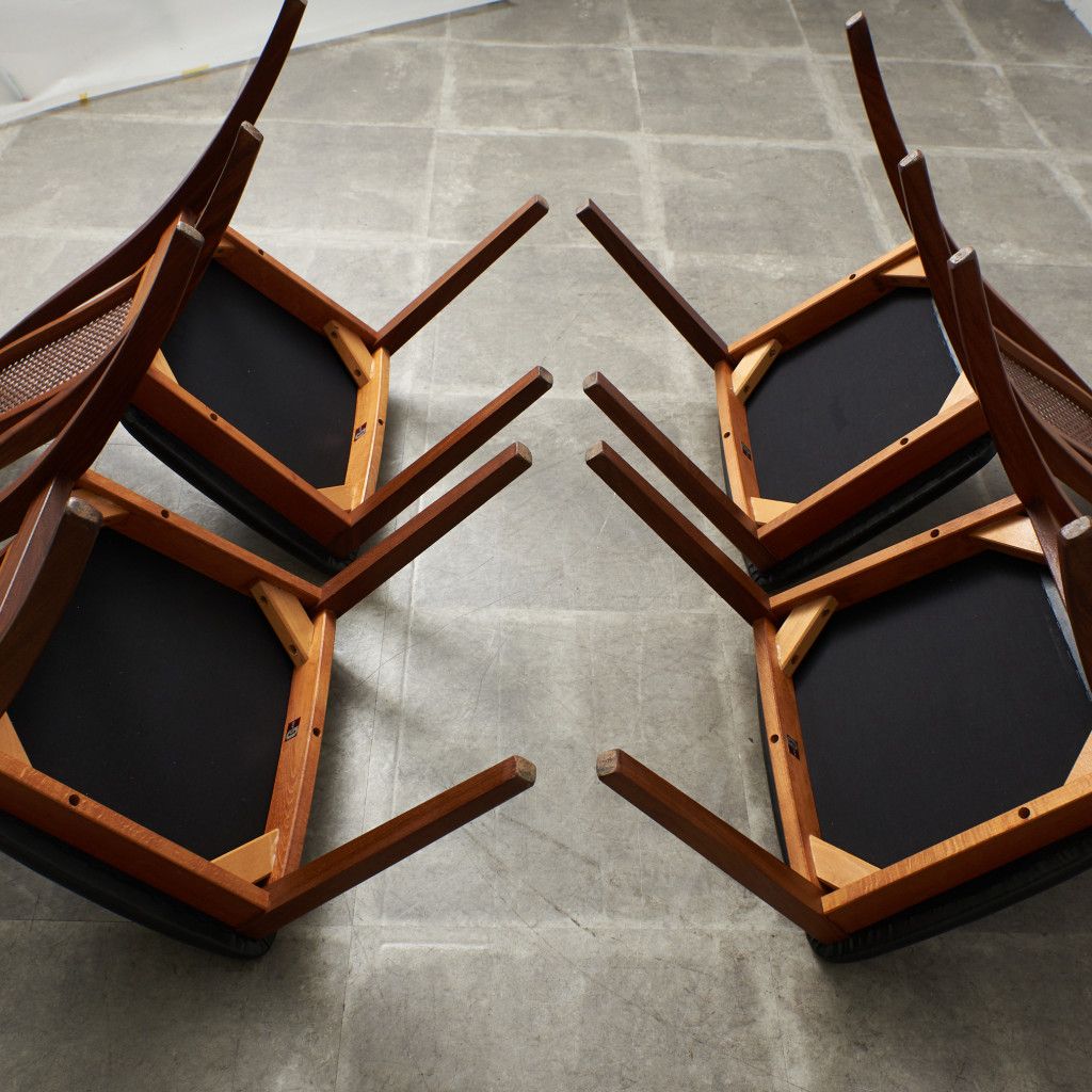 ケインバックチェア 4脚セット / 張替済