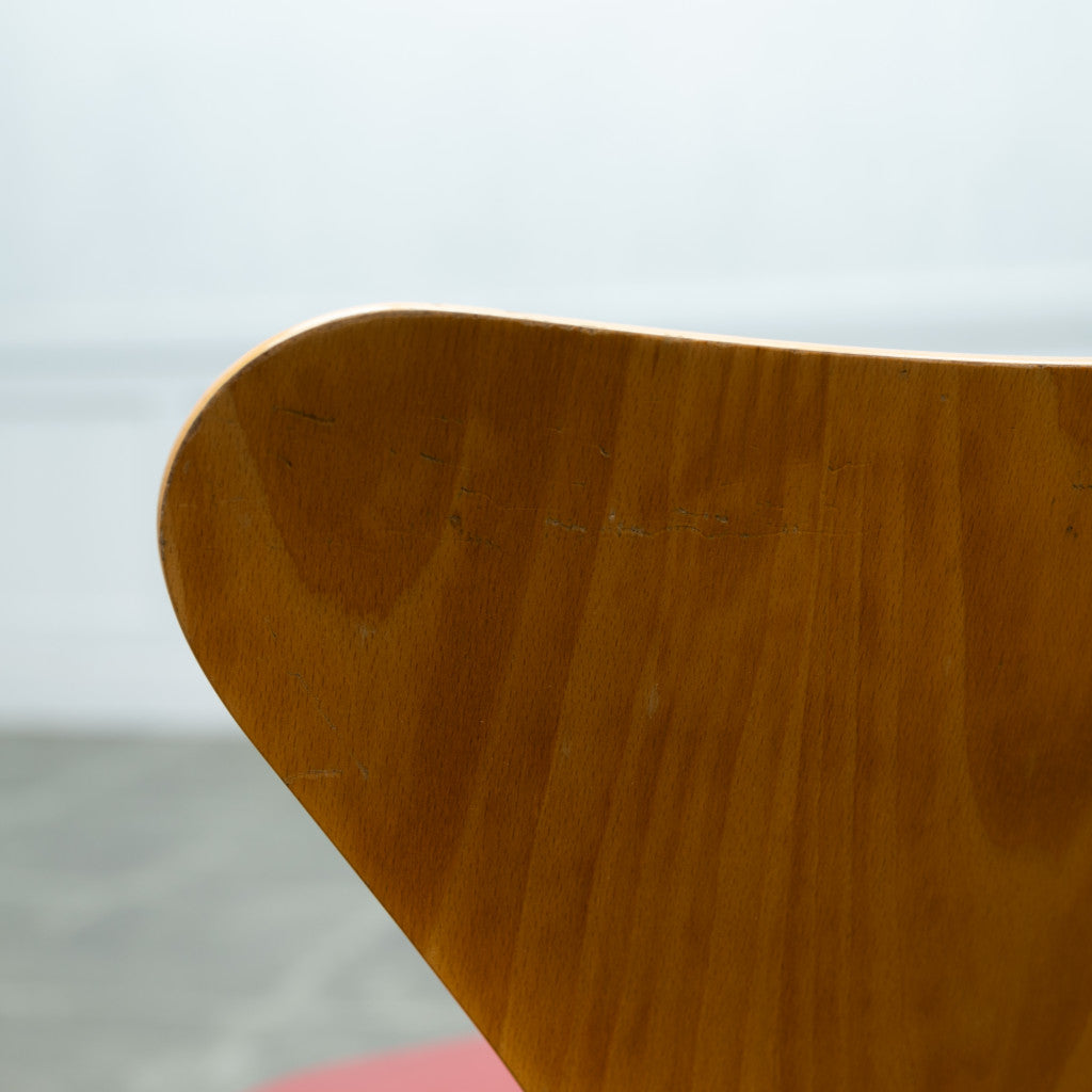 セブンチェア / フロントパディング