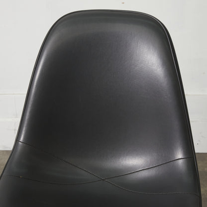 サイドシェルチェア スタッキングベース