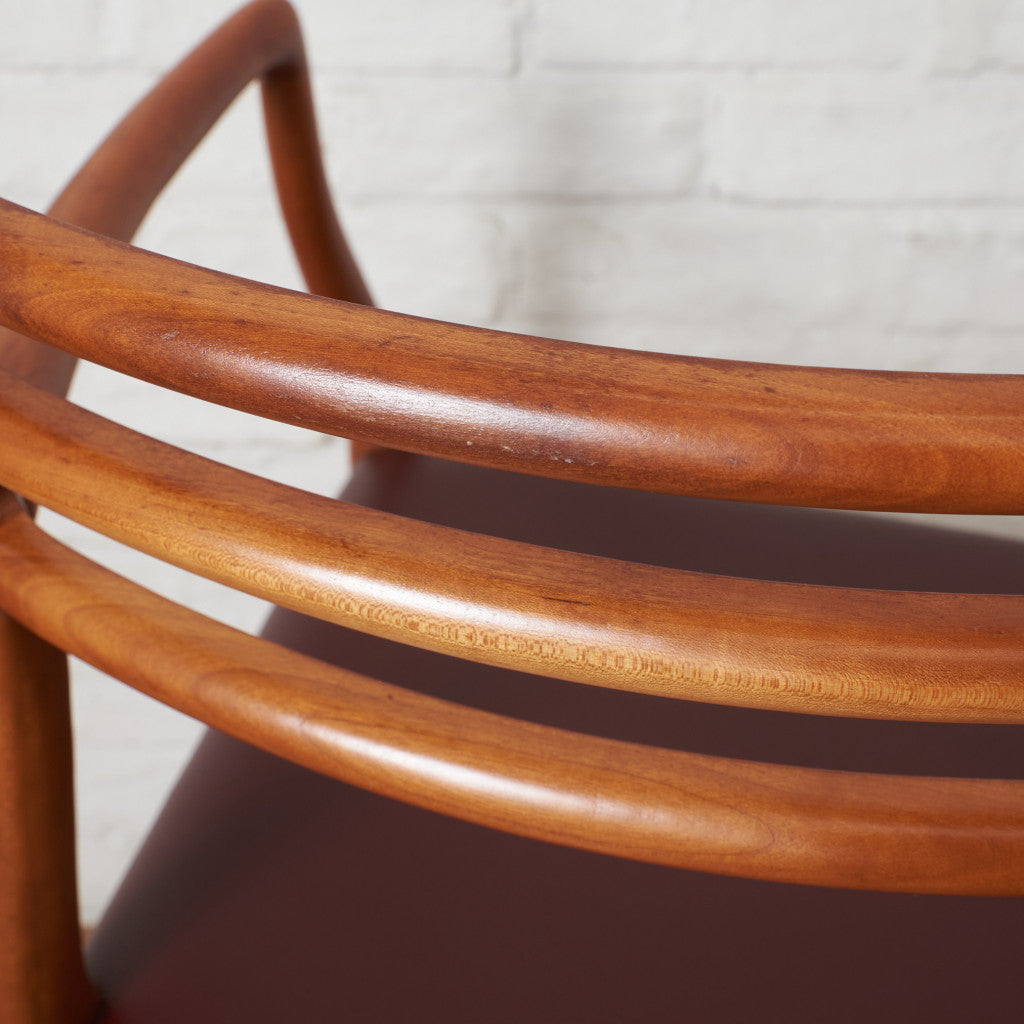 No.62 チェア (チェリー×本革) / 張替済