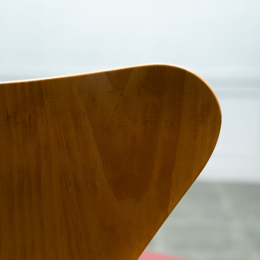 セブンチェア / フロントパディング