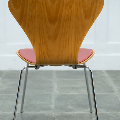 セブンチェア / フロントパディング