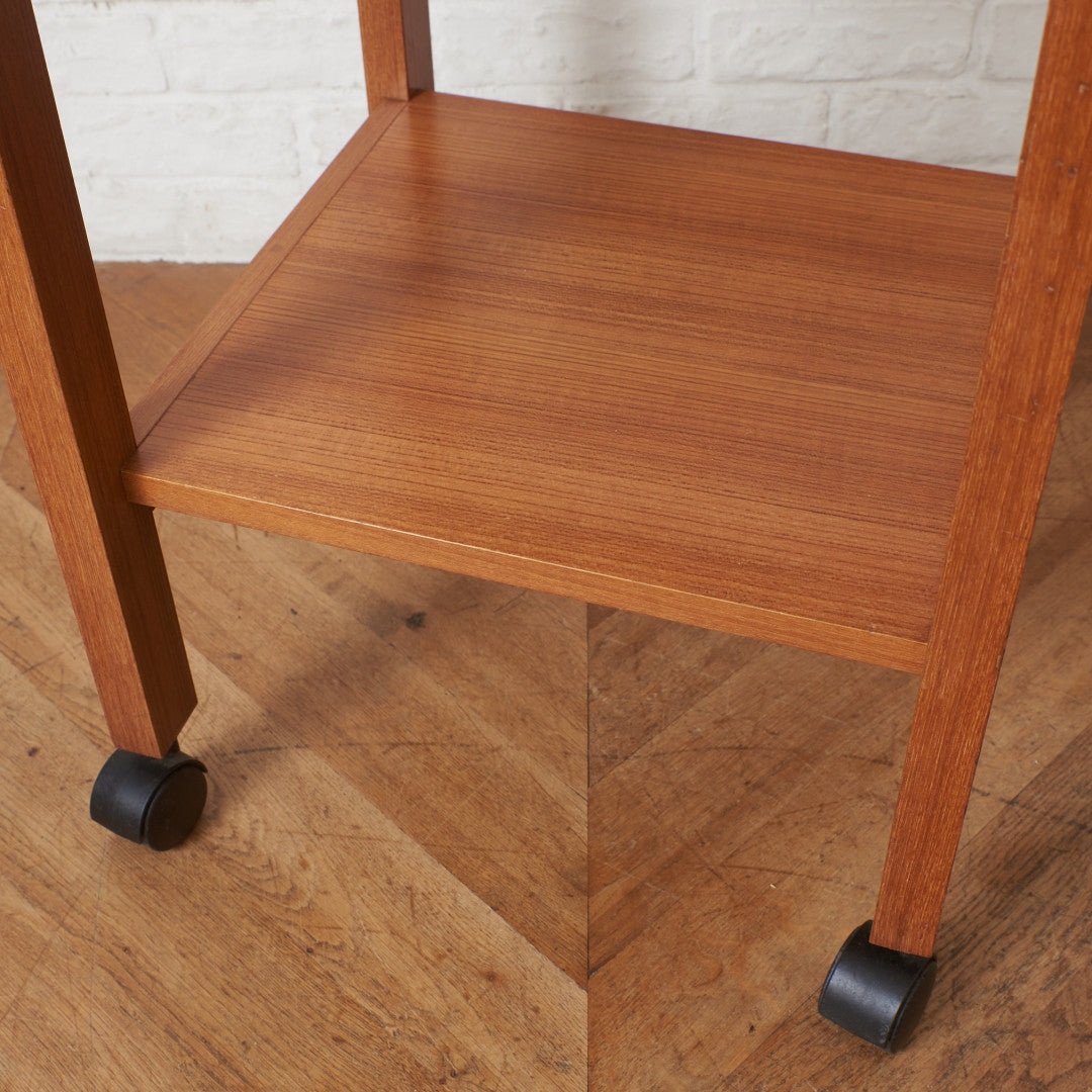 ジャパンヴィンテージ キャスター付き サイドテーブル
