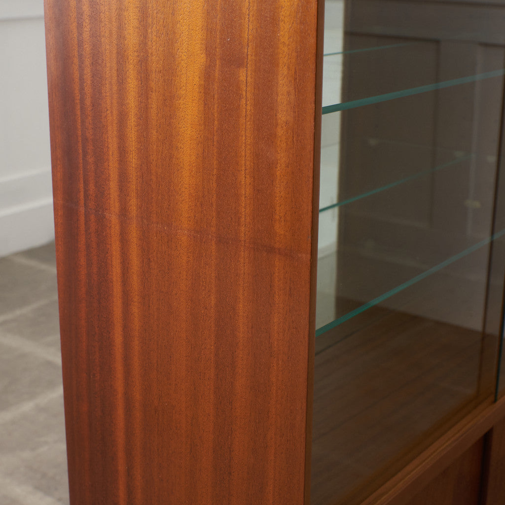 ヴィンテージ ガラスキャビネット