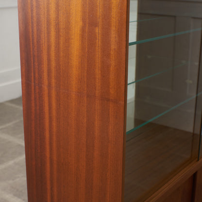 ヴィンテージ ガラスキャビネット