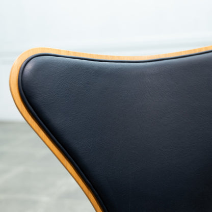 セブンチェア / フロントパディング