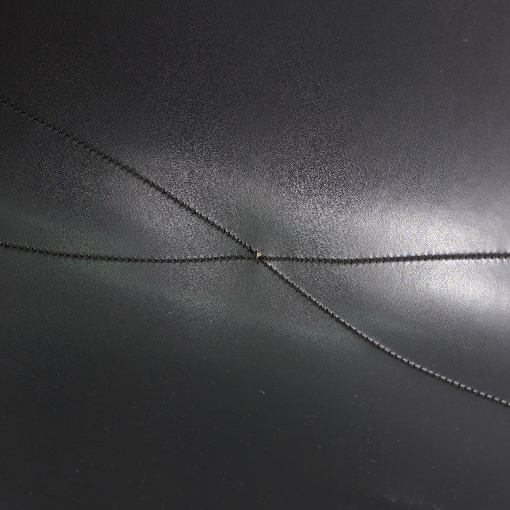 サイドシェルチェア スタッキングベース