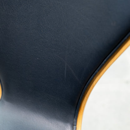 セブンチェア / フロントパディング