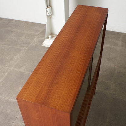 MULTI-WIDTH ガラスキャビネット