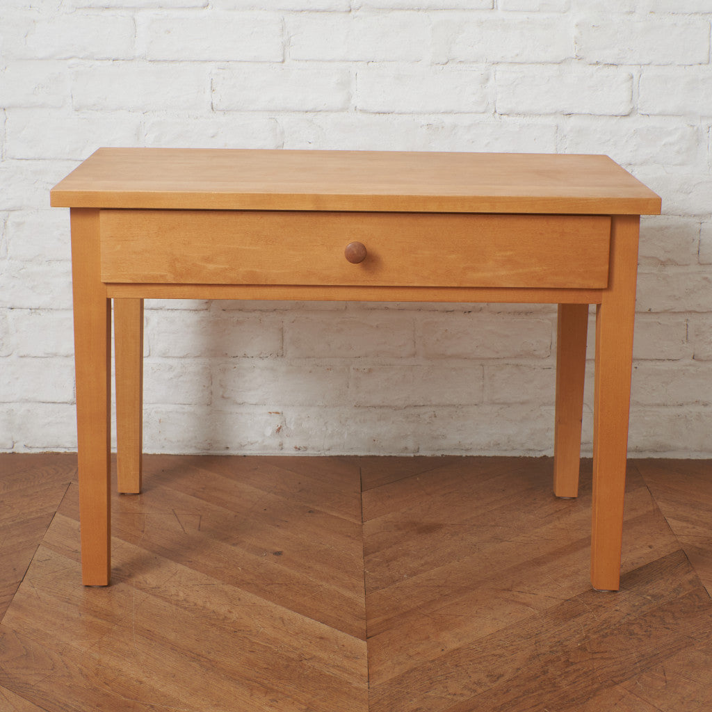 サイドテーブル