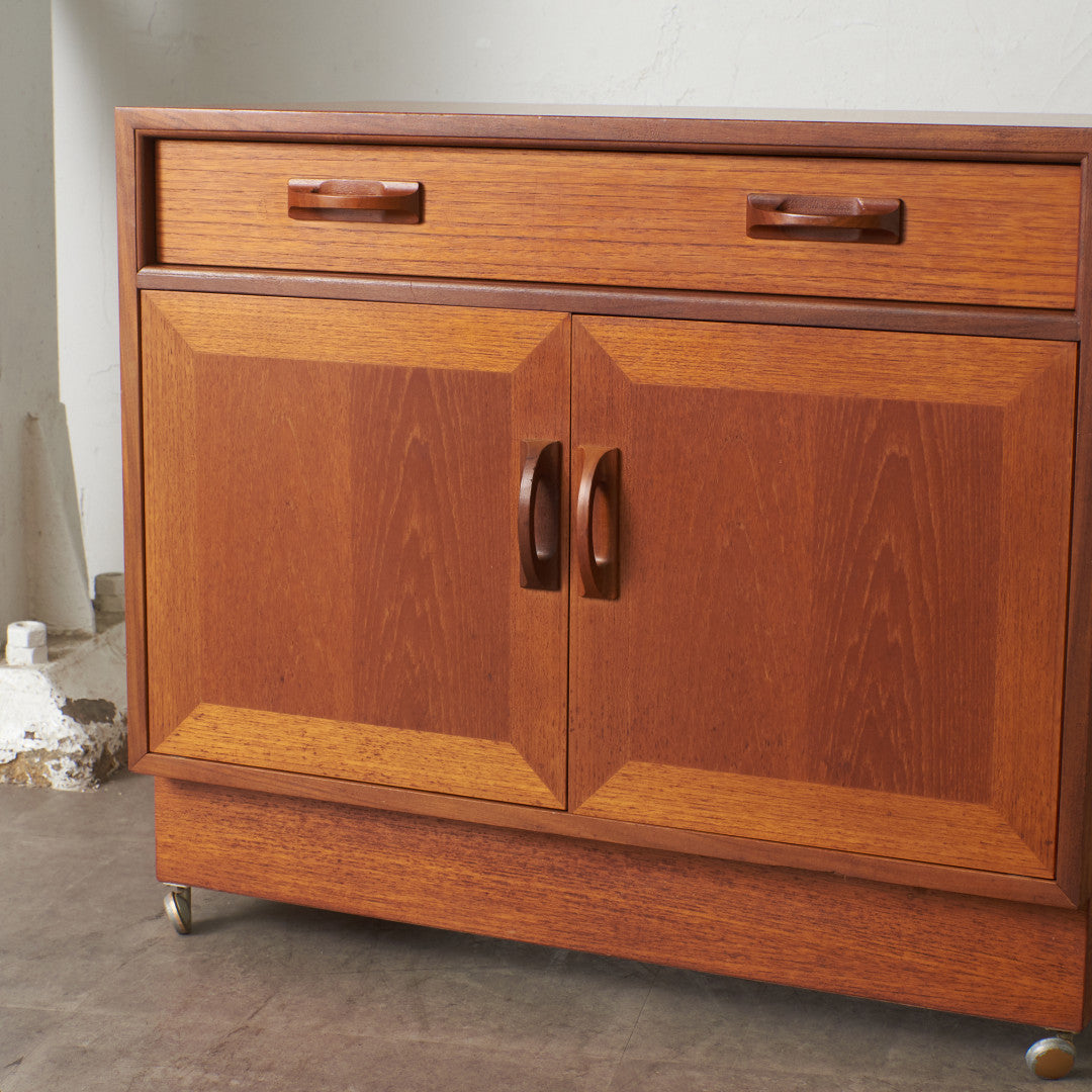 Sierra サイドキャビネット