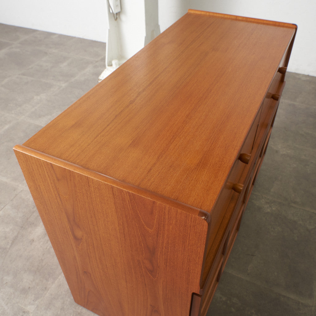 十字扉 ヴィンテージ サイドボード