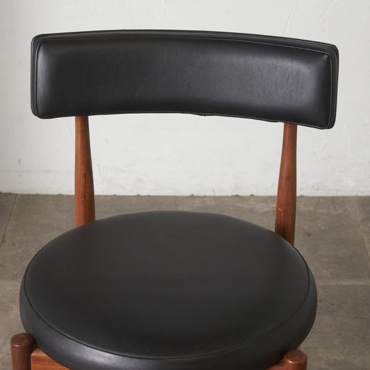 サーキュラーチェア