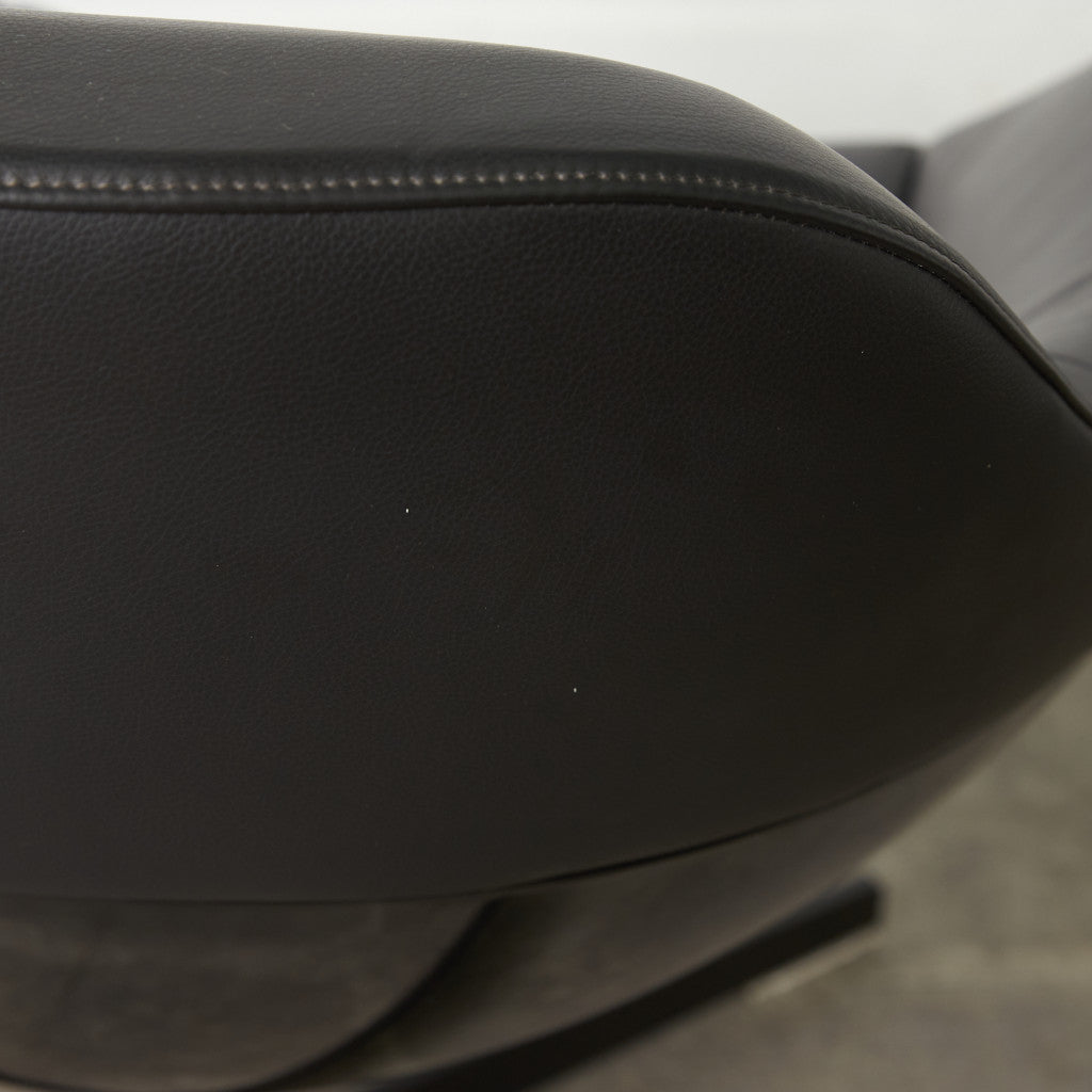 277 Auckland ヘッドレスト付きチェア＆オットマン