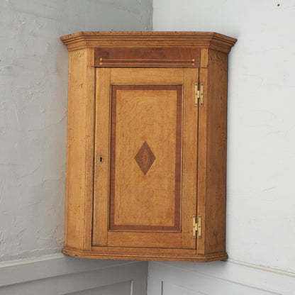 ストリップド加工 スモールコーナーキャビネット