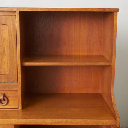 ヴィンテージ ハイサイドボード