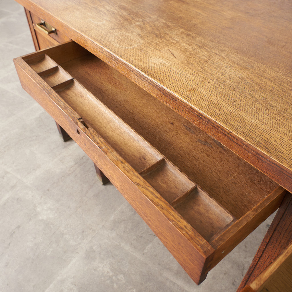 英国アンティーク 両袖デスク