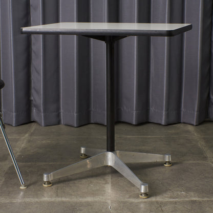 イームズ コントラクトベース テーブル