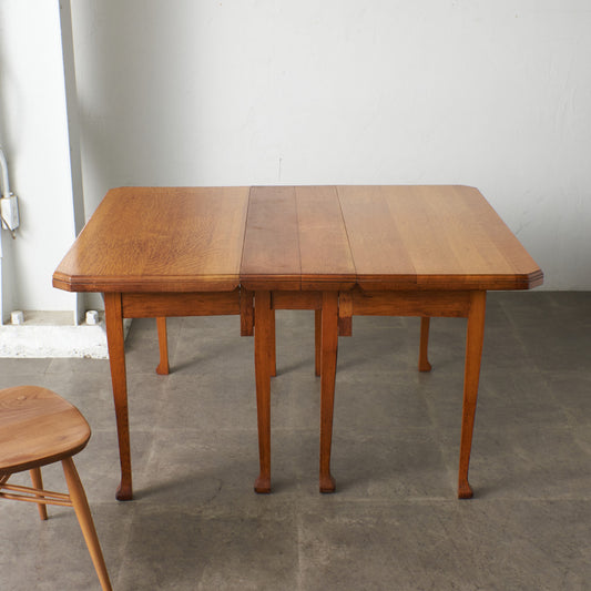 英国ヴィンテージ ドロップリーフ ゲートレッグテーブル