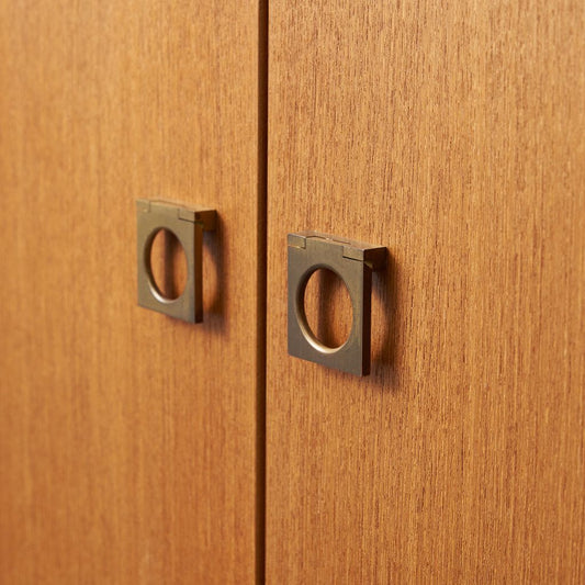 Form FIVE 2ドア ワードローブ