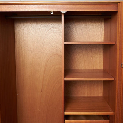 Form FIVE 2ドア ワードローブ