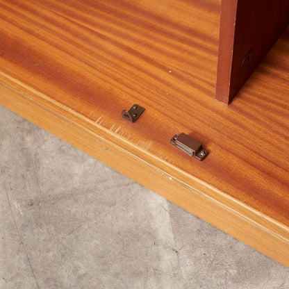 Form FIVE 2ドア ワードローブ