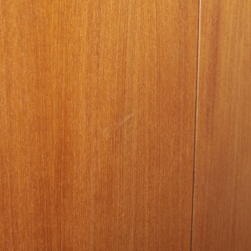 Form FIVE 2ドア ワードローブ