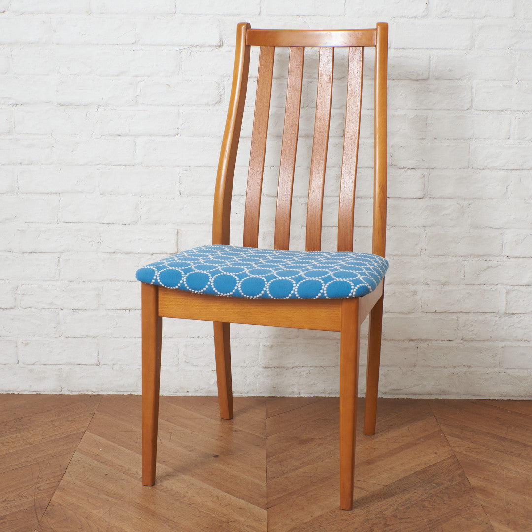 英国ヴィンテージ ダイニングチェア / 張替済