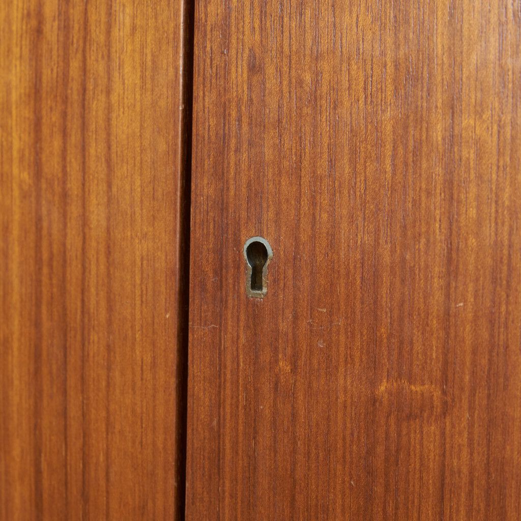 Tola&black 2ドア ワードローブ