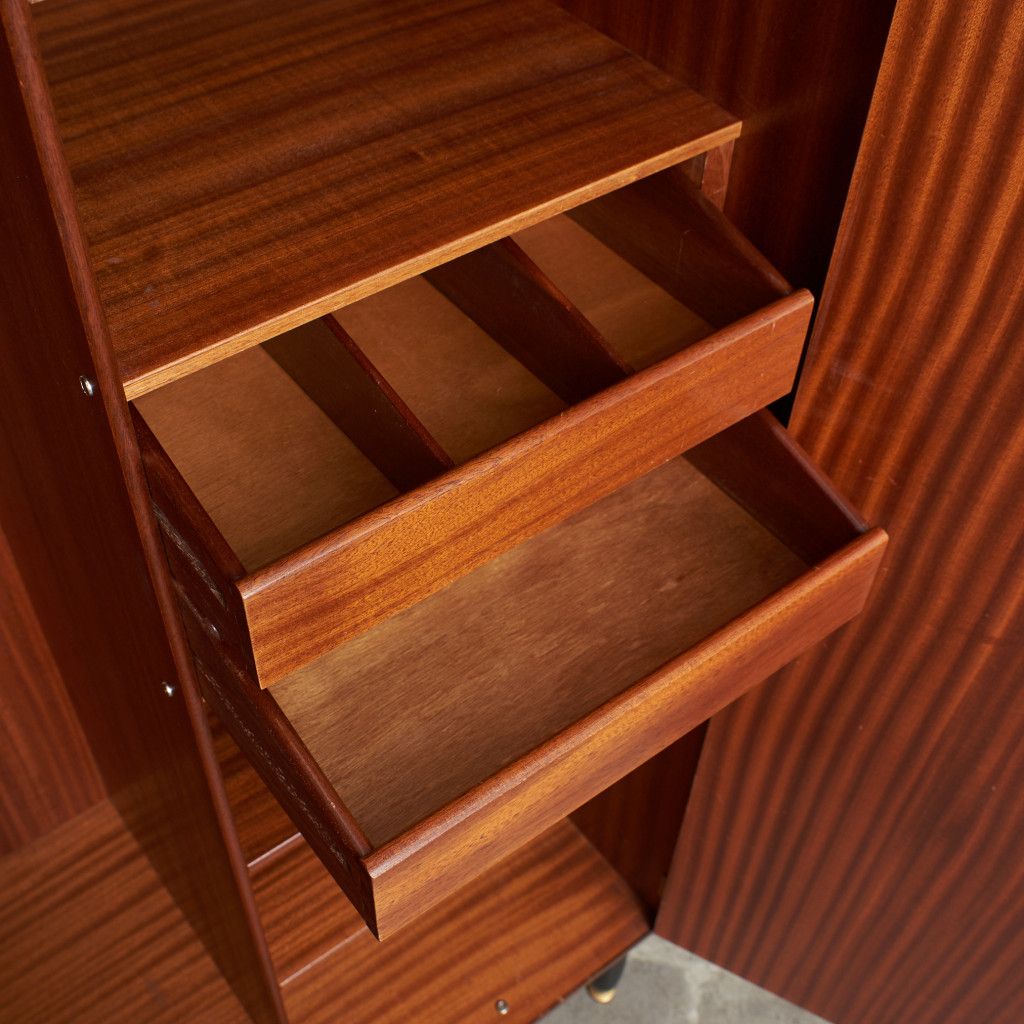 Tola&black 2ドア ワードローブ