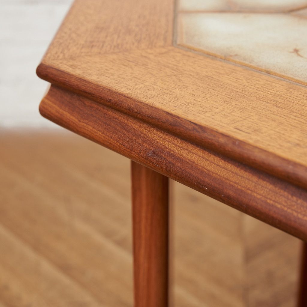 ヴィンテージ タイルトップ サイドテーブル