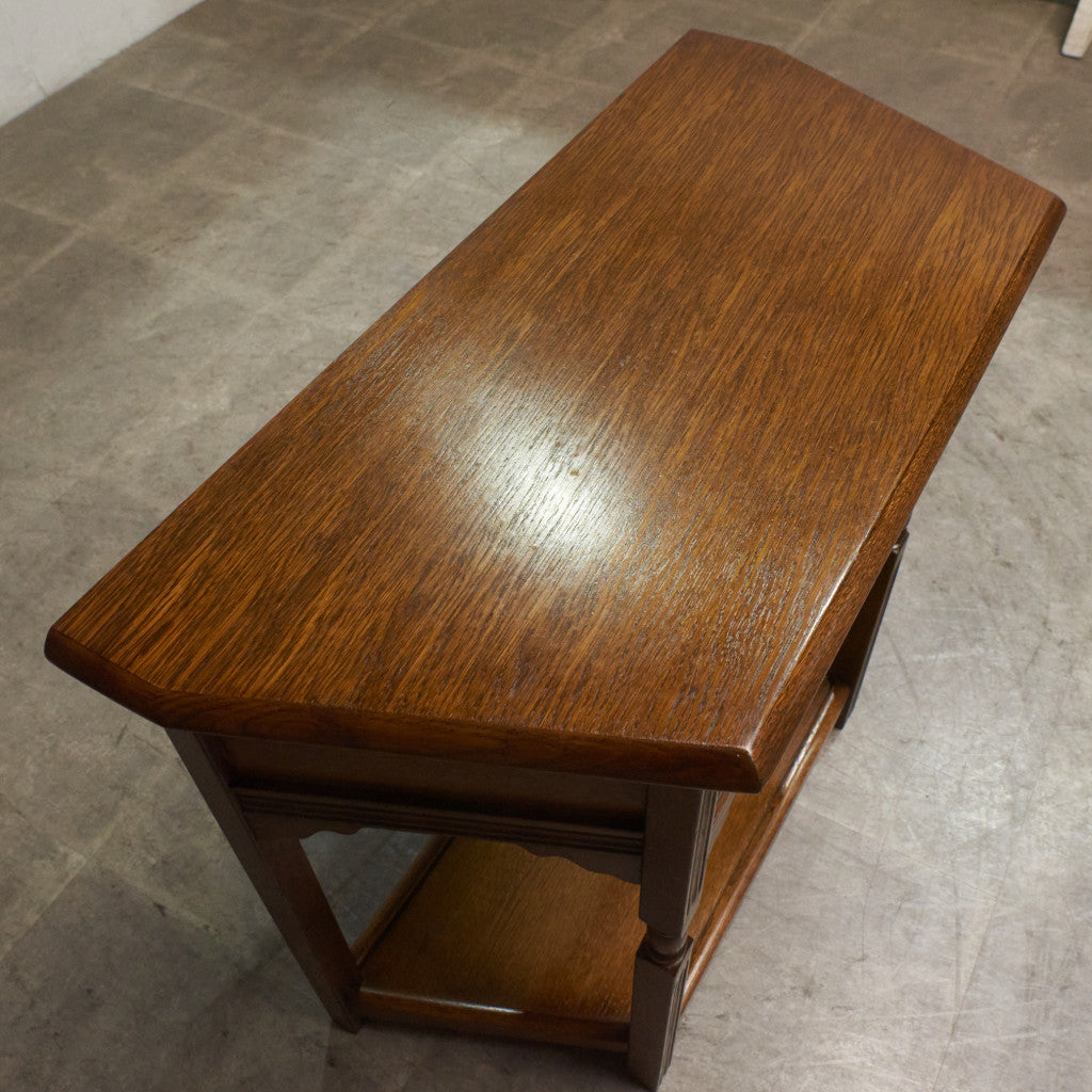 Old Charm サイドキャビネット