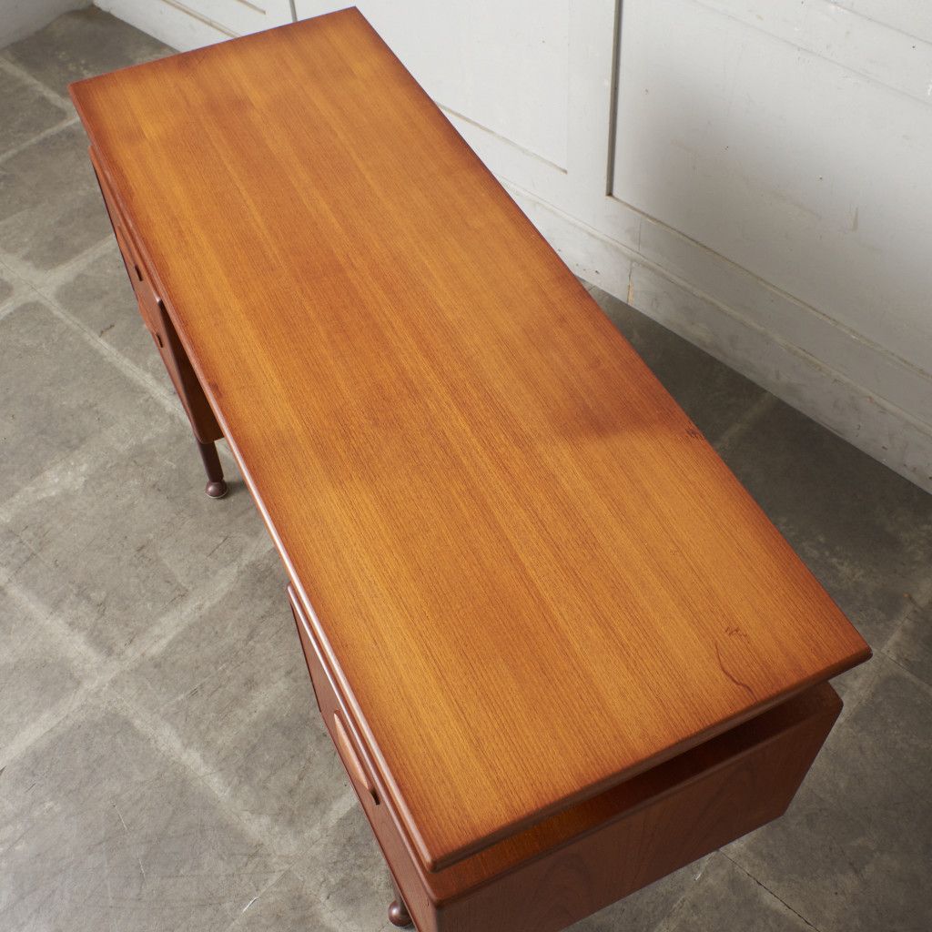 Fresco ドレッシングデスク