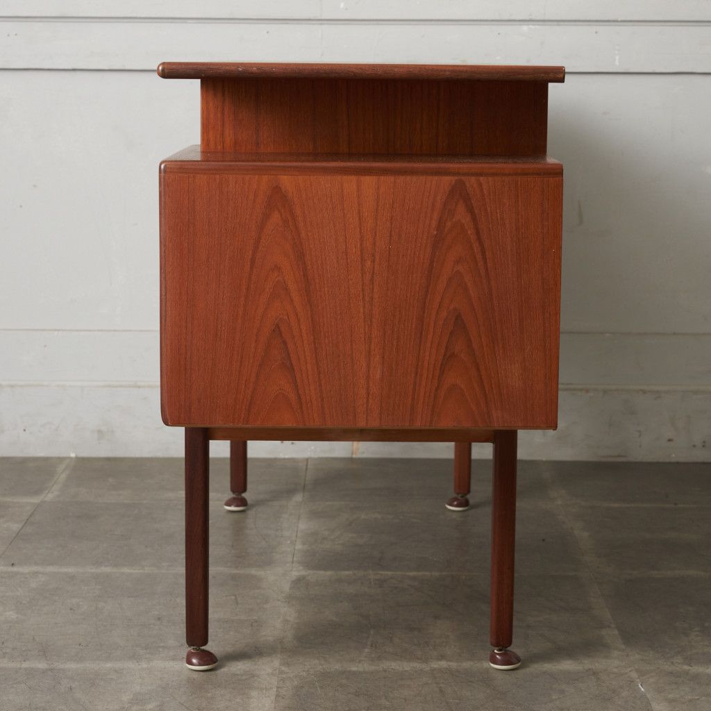 Fresco ドレッシングデスク