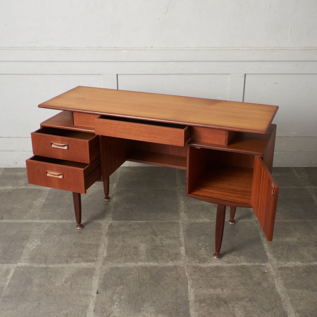 Fresco ドレッシングデスク