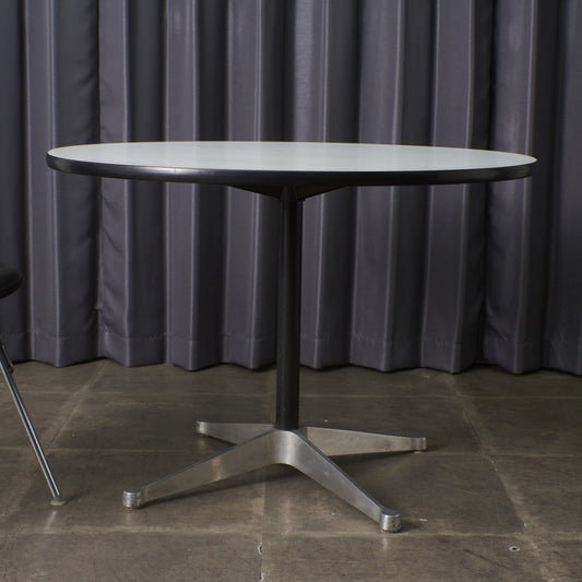 イームズ コントラクトベース ラウンドテーブル