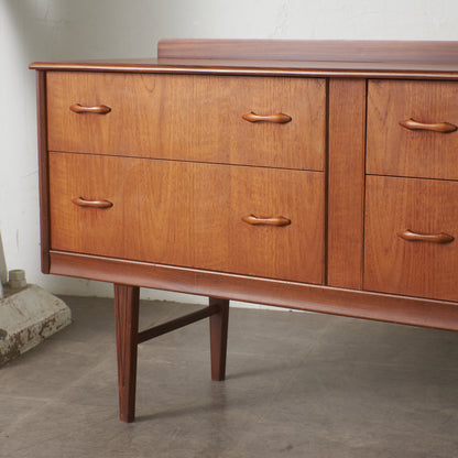 ヴィンテージ サイドボード