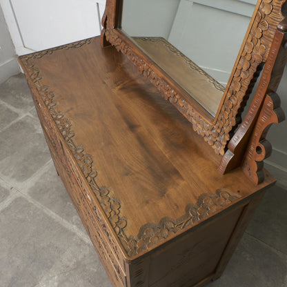 ドレッシングチェスト